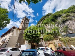 Casa indipendente con terrazzo, Camaiore casoli