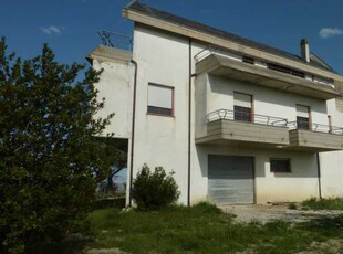 Casa Indipendente in Vendita a Offida - 400000 Euro