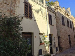 Casa Indipendente in Vendita ad Acquaviva Picena - 70000 Euro