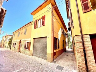 Casa Indipendente in Vendita ad Appignano del Tronto - 115000 Euro