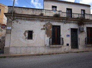 Casa Indipendente in Vendita ad Avola - 40000 Euro