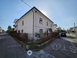 Casa Indipendente in Vendita ad Cadoneghe - 219000 Euro