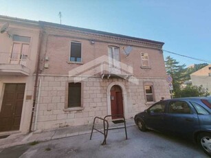 Casa Indipendente in Vendita ad Campobasso - 170000 Euro