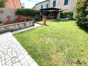 Casa Indipendente in Vendita ad Massa - 399000 Euro