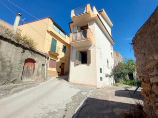 Casa Indipendente in Vendita ad Rod? Milici - 50000 Euro