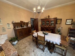 Casa Indipendente in Vendita ad Suzzara - 455000 Euro