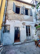 Casa Indipendente in Vendita ad Viareggio - 430000 Euro