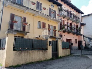 Casa indipendente in vendita