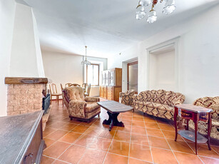 Casa Indipendente in vendita in Vicolo Sant'Antonio, 6, Maggiora