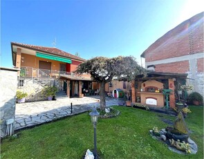 Casa indipendente in Via alle Verne, Verolengo, 6 locali, 2 bagni