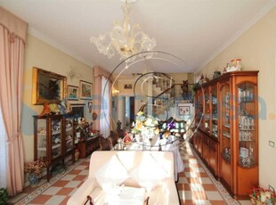 Casa semi indipendente in ottime condizioni in vendita a Castelfranco Emilia