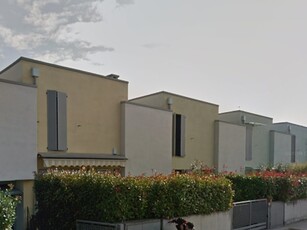 Casa Semi Indipendente in Vendita a Brescia, 219'000€, 189 m²