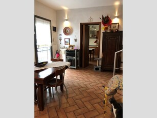 Casa Semi Indipendente in Vendita a Ferrara, zona Via bologna, 185'000€, 105 m²