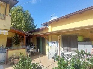 Casa Semi indipendente in Vendita ad Massa - 180000 Euro