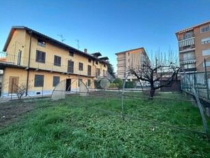 Casa semindipendente in vendita