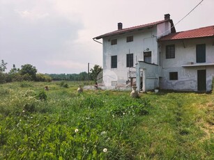 Casa semindipendente in vendita