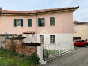 Casa semindipendente in vendita