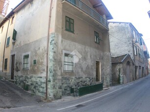 Casa semindipendente in vendita