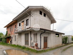 Casa semindipendente in vendita