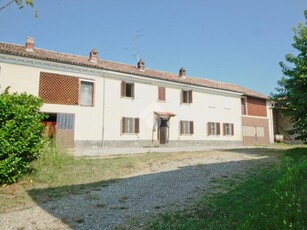 Casa semindipendente in vendita