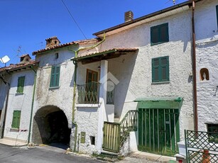 Casa semindipendente in vendita