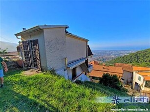 Casa singola in buono stato di 135 mq. a Bergiola Maggiore