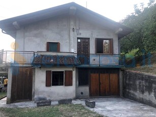 Casa singola in vendita a Fosdinovo