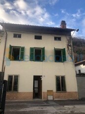 Casa singola in vendita in Brigata Treviso 28, Gorizia