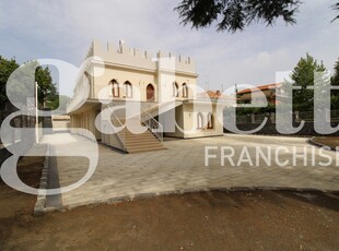 Castello con giardino a Trecastagni