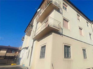 edificio-stabile-palazzo in Vendita ad Rezzato - 350715 Euro