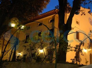 Hotel in ottime condizioni in vendita a Lamporecchio