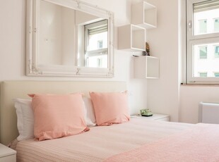 Intero appartamento con 1 camera da letto a Milano