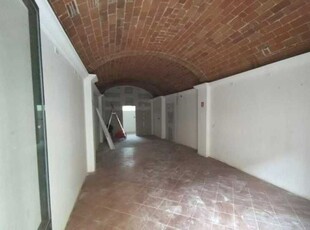 Locale Commerciale in Affitto ad Pisa - 600 Euro