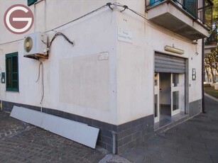 Locale Commerciale in Affitto ad Taurianova - 550 Euro