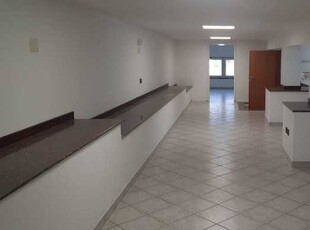 Locale Commerciale in Vendita ad Castorano - 88000 Euro