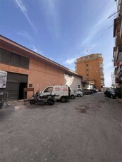 magazzino in Affitto ad Palermo - 1550 Euro