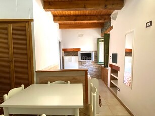 Monolocale in Affitto a Catanzaro, zona Centro storico, 280€, 30 m², arredato