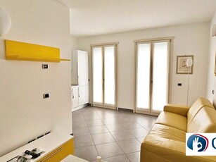 Monolocale in Affitto a Milano, 800€, 40 m², arredato