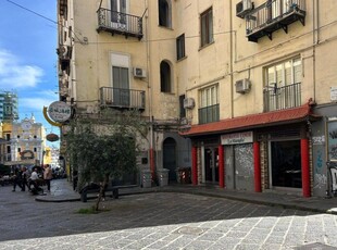 Negozio in vendita a Napoli