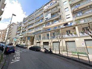 Quadrilocale in Affitto a Salerno, zona ZONA CARMINE, 800€, 130 m²