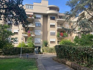 Quadrilocale in Poggio Verde, Roma, 2 bagni, giardino in comune