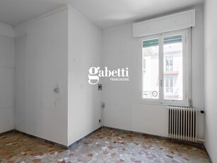 Quadrilocale in Vendita a Bologna, 329'000€, 101 m²