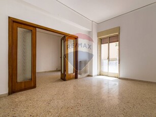 Quadrilocale in Vendita a Palermo, zona Giotto, 165'000€, 134 m²