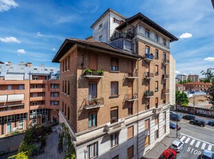 Quadrilocale in Via Ribet, Torino, 2 bagni, 105 m², 3° piano