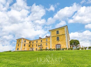 Residenza di charme finemente ristrutturata in un contesto ricco di verde in Campania