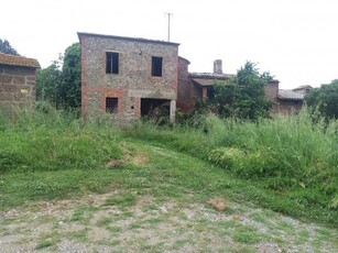 Rustico-Casale-Corte in Vendita ad Castiglione del Lago - 280000 Euro