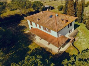 Rustico-Casale-Corte in Vendita ad Cerreto Guidi - 790000 Euro