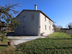 Rustico-Casale-Corte in Vendita ad Lucca - 480000 Euro