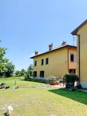 Rustico / Casale in vendita a Modena - Zona: Albareto