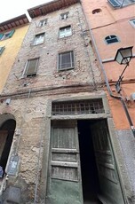 Stabile/palazzo in buono stato di 250 mq.